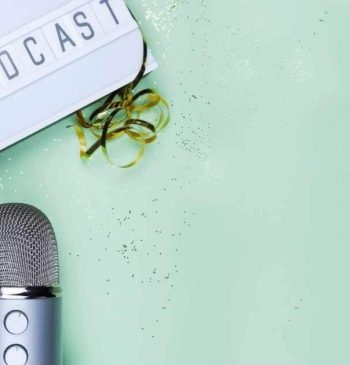 10 B2B Podcasts You Must Listen To